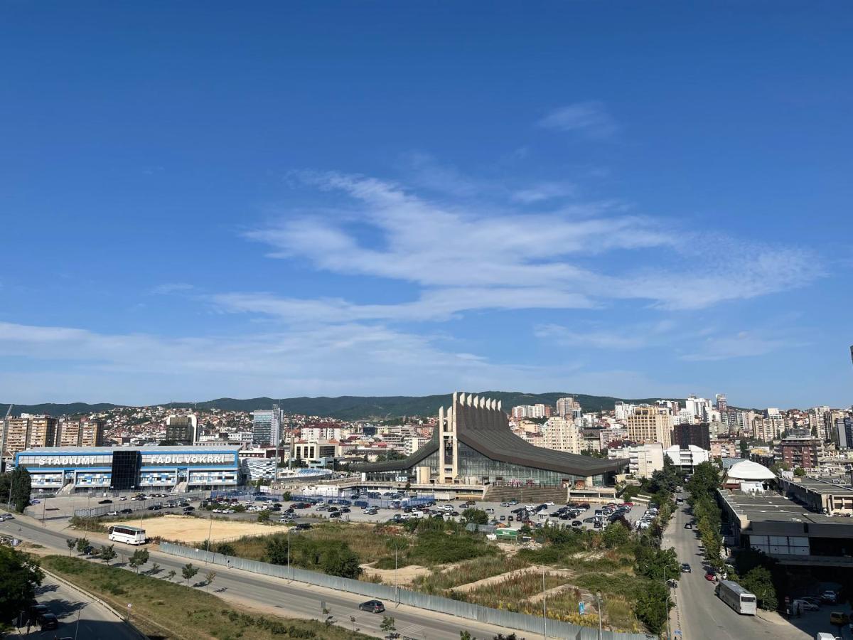 Apartment In Приштина Экстерьер фото