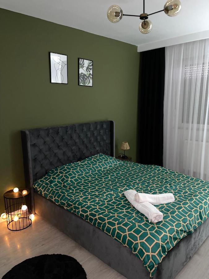 Apartment In Приштина Экстерьер фото